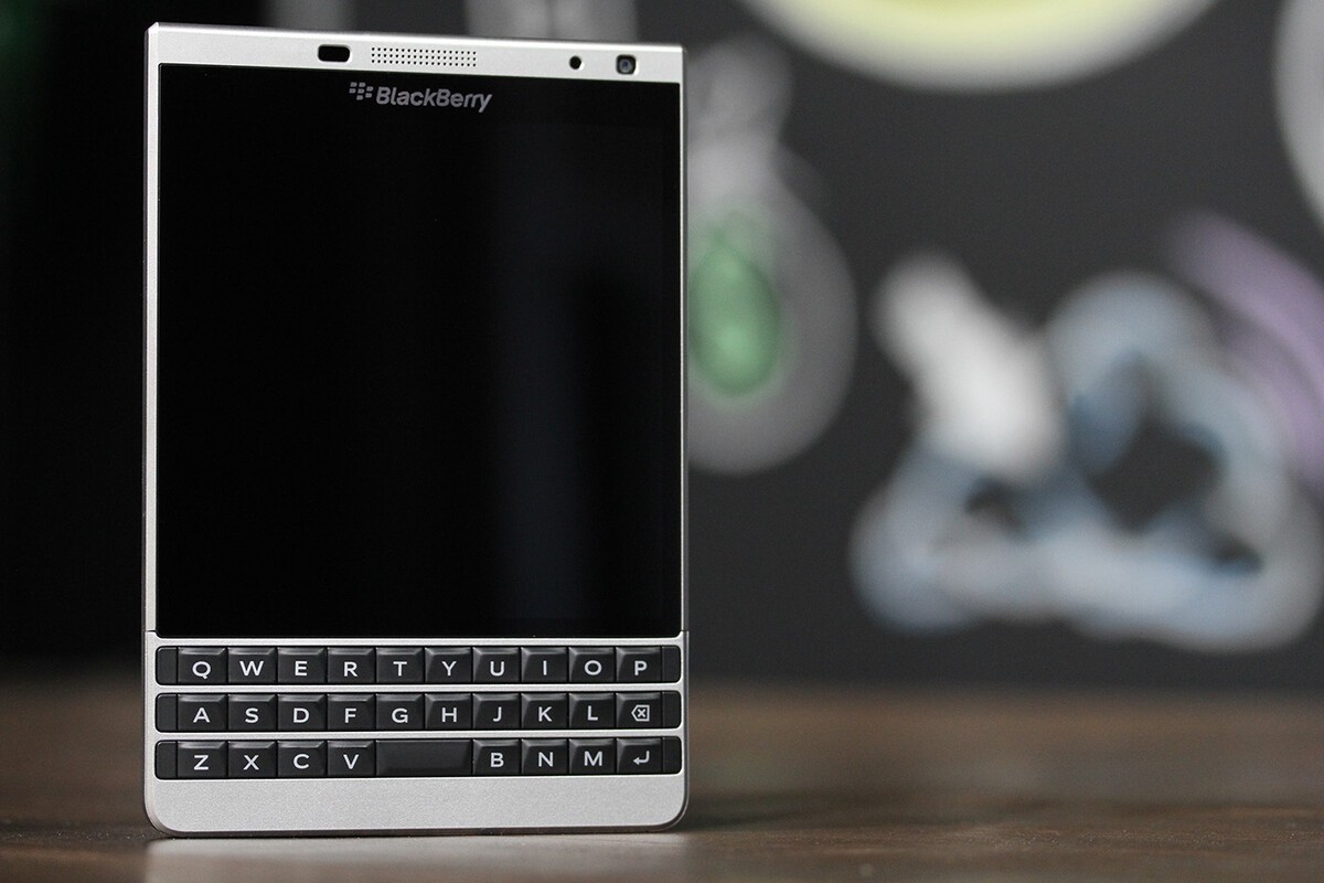 BlackBerry Passport Silver Edition